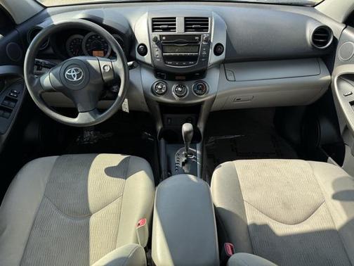 2009 Toyota RAV4 Base
