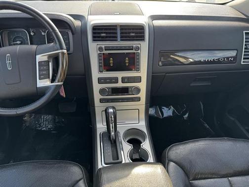 2010 Lincoln MKX Base