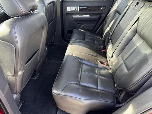 2010 Lincoln MKX Base