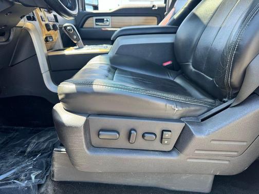 Dark Blue Pearl Metallic 2011 Ford F-150 Lariat