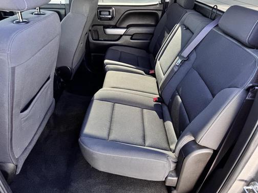 2017 Chevrolet Silverado 1500 2LT