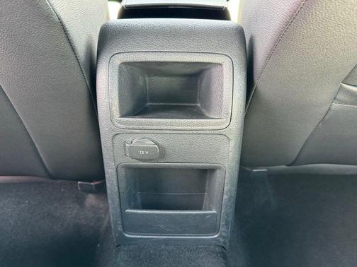 Platinum Gray Metallic 2016 Volkswagen Jetta 1.8T Sport