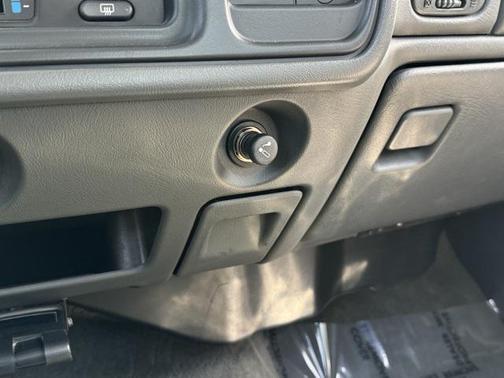 2005 Chevrolet Silverado 2500 LS H/D