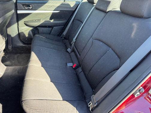 2010 Subaru Legacy Premium