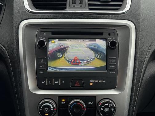 2016 GMC Acadia SLE-2