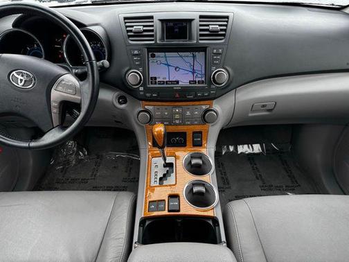 2010 Toyota Highlander Hybrid Limited