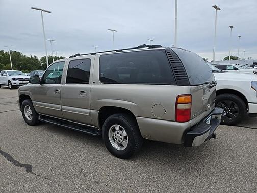 2002 Chevrolet Suburban 1500 LT