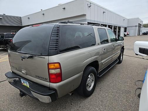 2002 Chevrolet Suburban 1500 LT