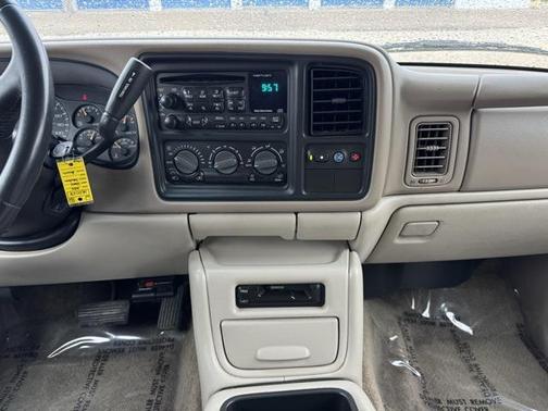 2002 Chevrolet Suburban 1500 LT