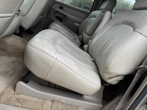 2002 Chevrolet Suburban 1500 LT