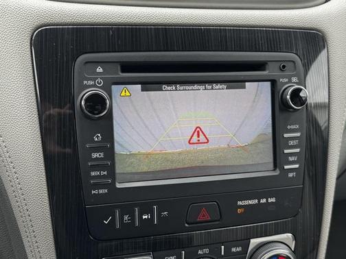 2017 Chevrolet Traverse 2LT