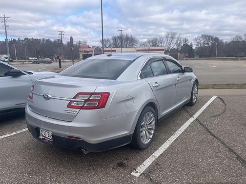 2015 Ford Taurus Limited