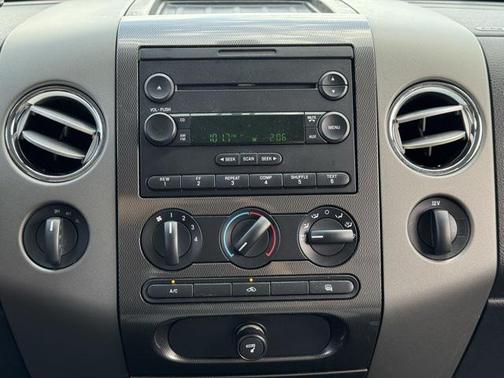 2005 Ford F-150 XL