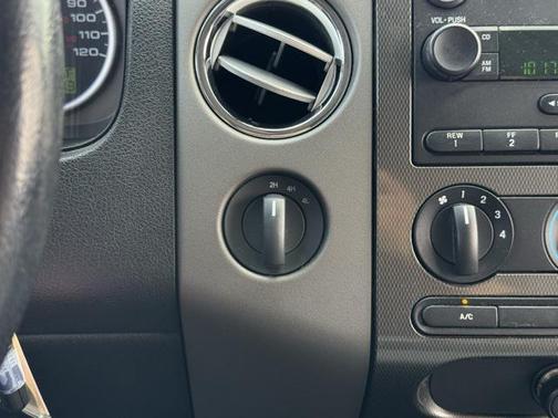 2005 Ford F-150 XL