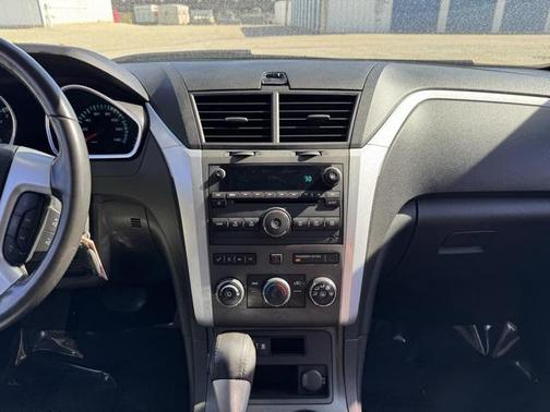 2011 Chevrolet Traverse LT
