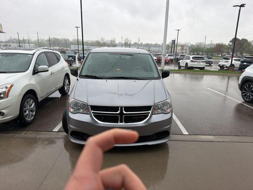 Billet Silver Metallic 2013 Dodge Grand Caravan SE