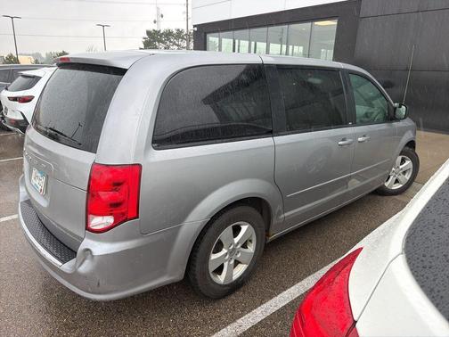 Billet Silver Metallic 2013 Dodge Grand Caravan SE