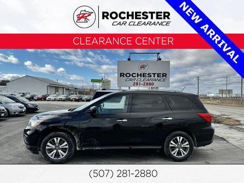 2018 Nissan Pathfinder SV