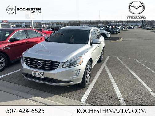 2016 Volvo XC60 T6 Drive-E