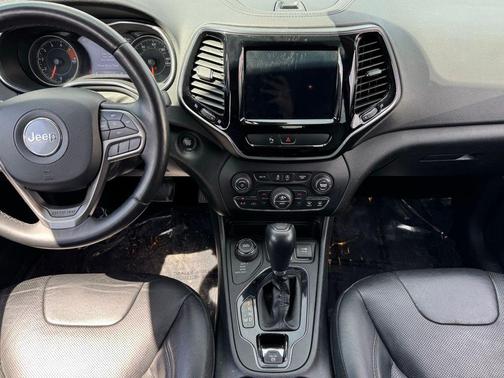 Velvet Red Pearlcoat 2019 Jeep Cherokee Limited