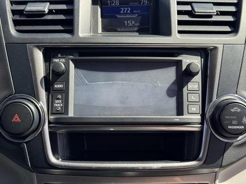 2013 Toyota Highlander SE