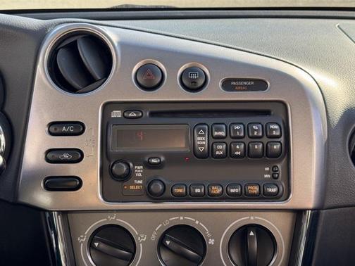 2007 Pontiac Vibe Base