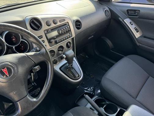 2007 Pontiac Vibe Base
