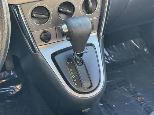2007 Pontiac Vibe Base