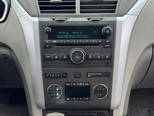 2010 Chevrolet Traverse LT