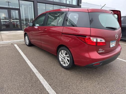 2014 Mazda Mazda5 Sport