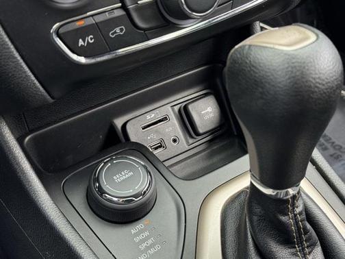 2017 Jeep Cherokee Latitude