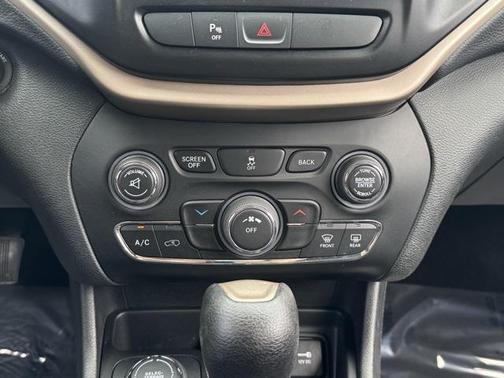 2017 Jeep Cherokee Latitude
