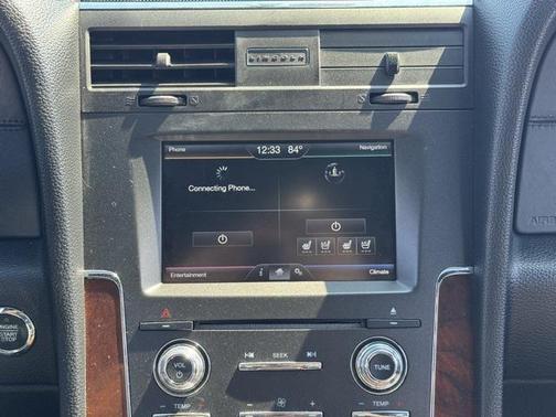 2015 Lincoln Navigator Base