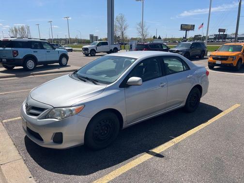 Classic Silver Metallic 2012 Toyota Corolla LE