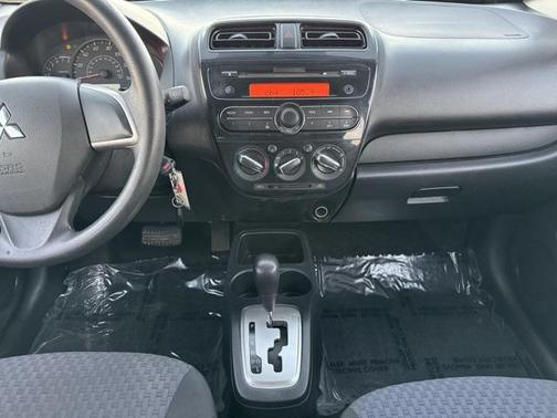 2017 Mitsubishi Mirage ES