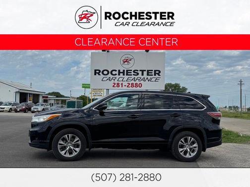 Attitude Black Metallic 2014 Toyota Highlander LE Plus