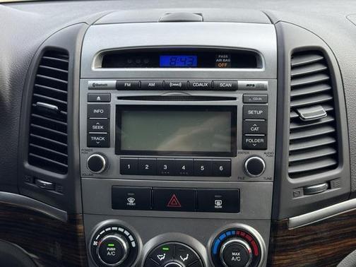 2012 Hyundai SANTA FE GLS