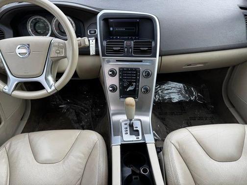2011 Volvo XC60 T6