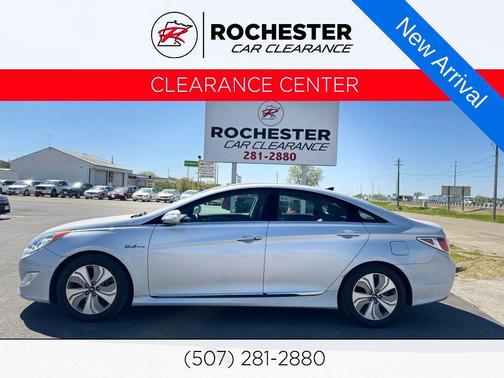Starlight Silver 2015 Hyundai SONATA Hybrid Limited