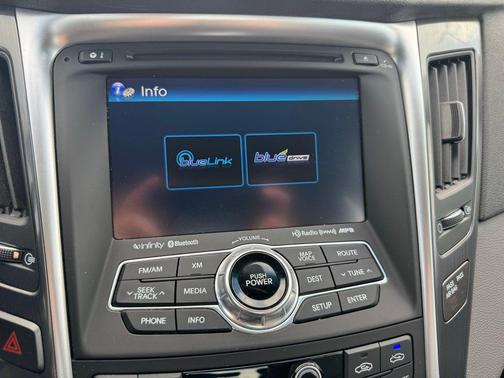 Starlight Silver 2015 Hyundai SONATA Hybrid Limited