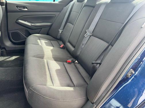 Deep Blue Pearl 2019 Nissan Altima 2.5 S