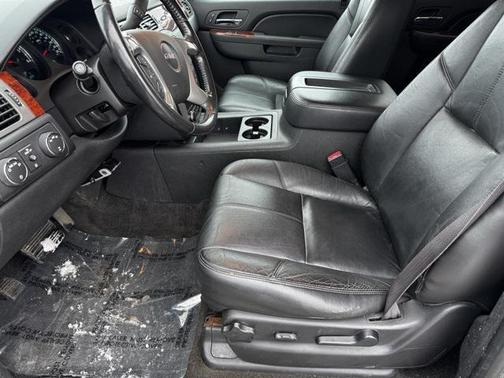 2013 GMC Yukon XL 1500 SLT