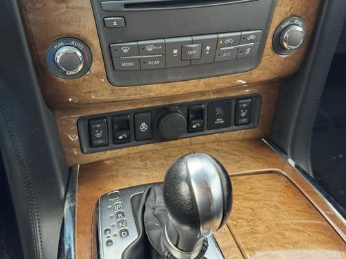 2012 INFINITI QX56 Base