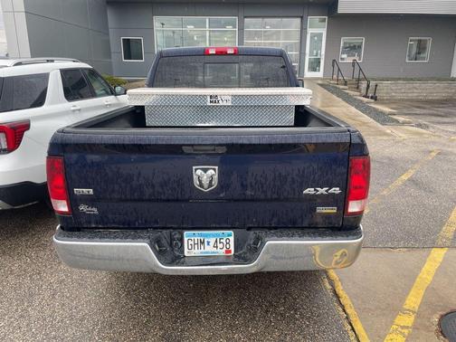 True Blue Pearlcoat 2013 RAM 1500 SLT