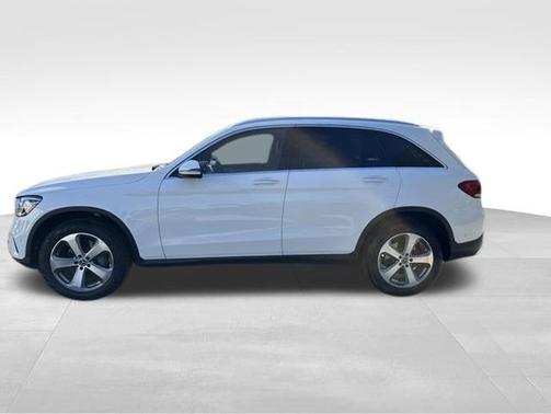Polar White 2022 Mercedes-Benz GLC 300 Base