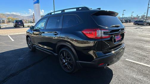 Crystal Black Silica 2026 Subaru Ascent Onyx Edition Touring 7-Passenger