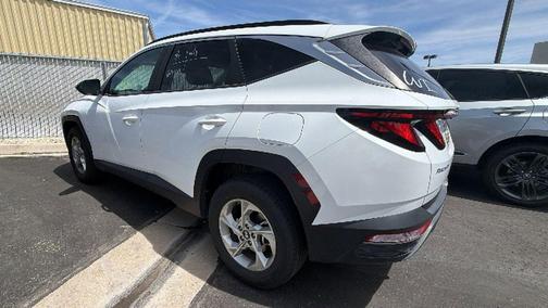 White Pearl 2024 Hyundai TUCSON SEL