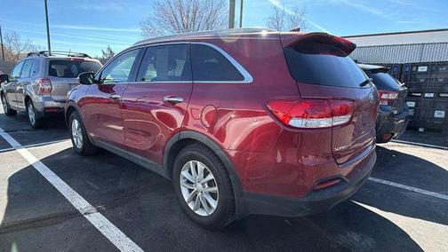 2016 Kia Sorento LX