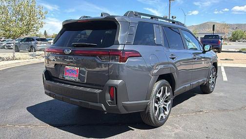 Magnetite Gray Metallic 2026 Subaru Outback Touring XT