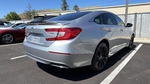 Lunar Silver Metallic 2019 Honda Accord EX